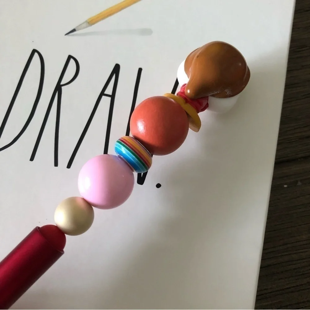 Disney Doorables: Snow White and the Seven Dwarfs: Grumpy handmade beaded pen